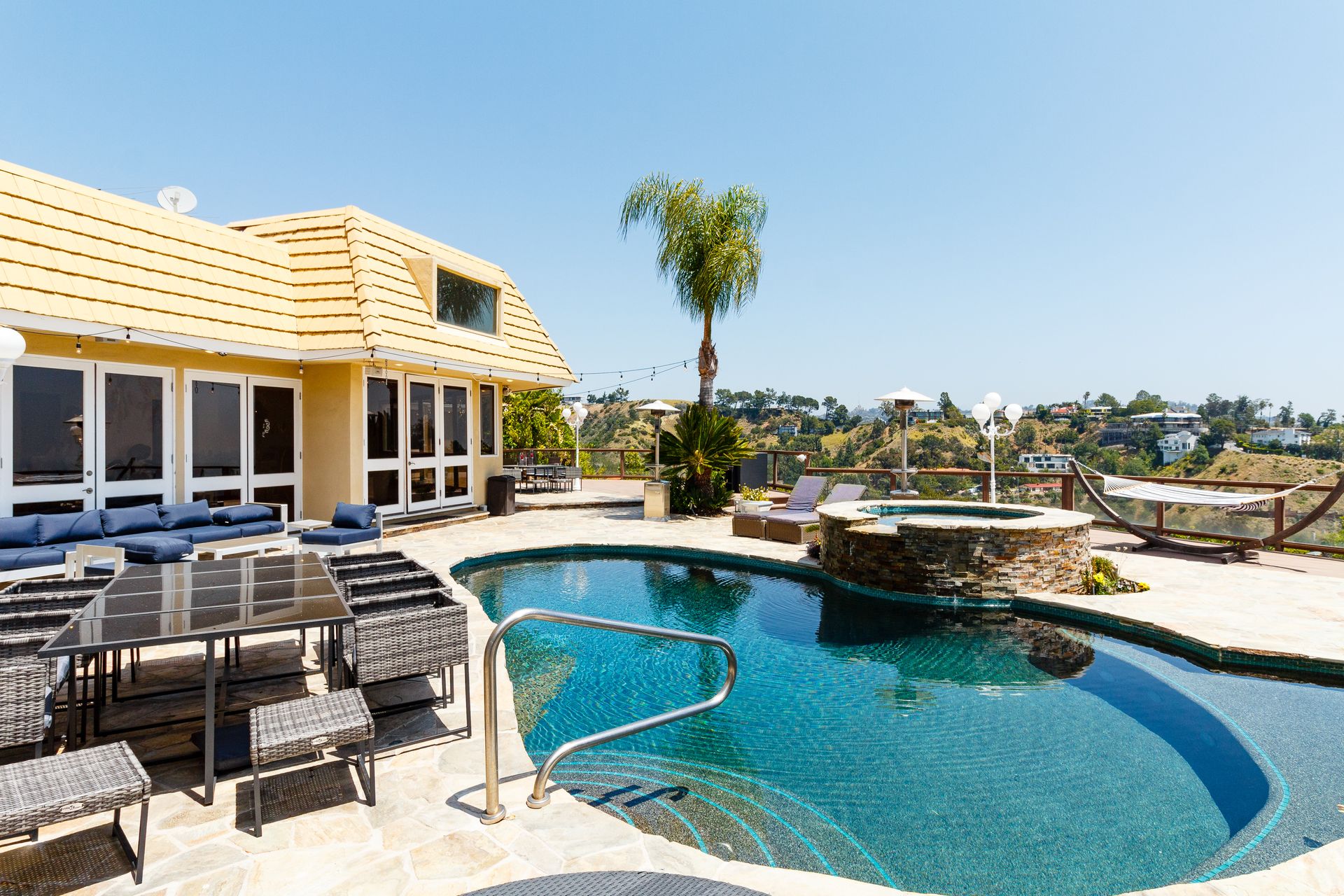 Picture by the Pool, Los Angeles, California Plum Guide