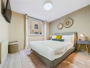 Fitzrovia Perch image 7