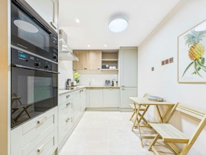 Fitzrovia Perch image 5