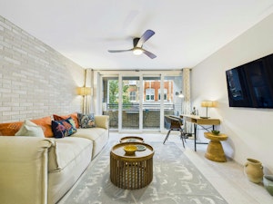 Fitzrovia Perch image 1