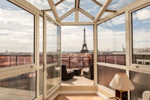 Paris in Dreams image 1