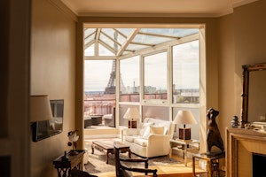 Paris in Dreams image 2