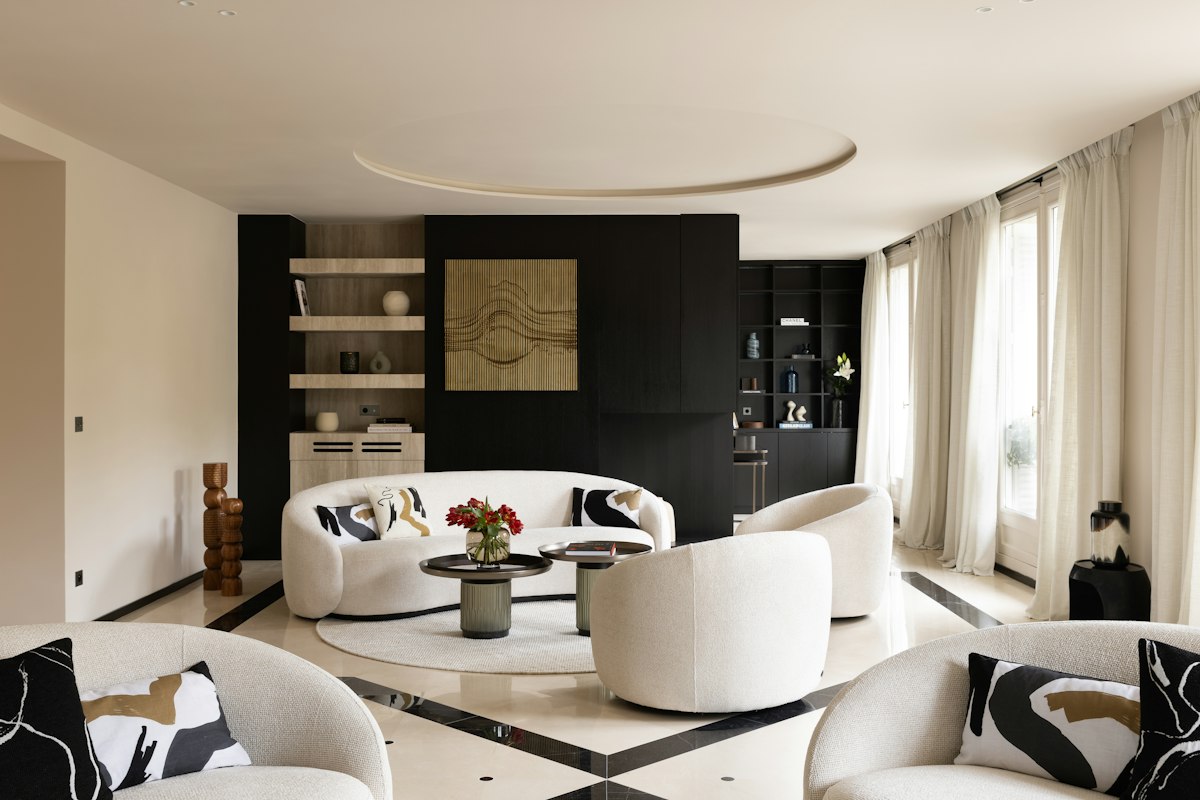 Ethereal Elegance, Ile-de-France