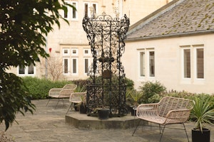 City Courtyard image 8