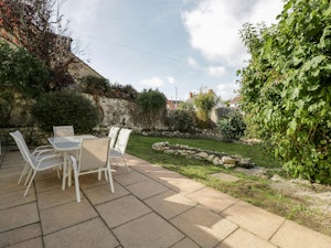Bowleaze Breeze image 3