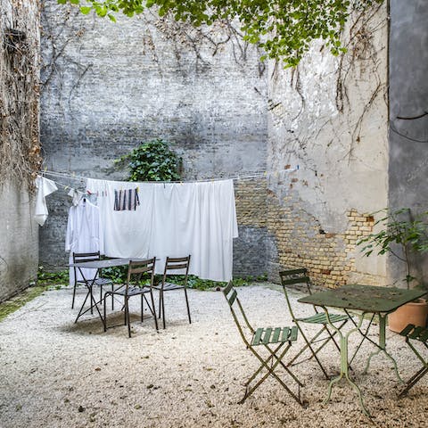 Hang out in the characterful shared courtyard