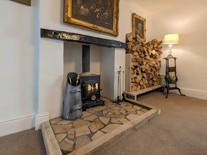 Lake Splendour image 14
