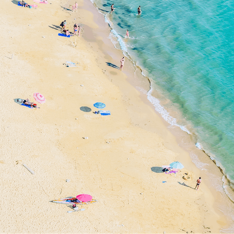 Spend afternoons down on Plage de Lodonnec, just a short stroll away