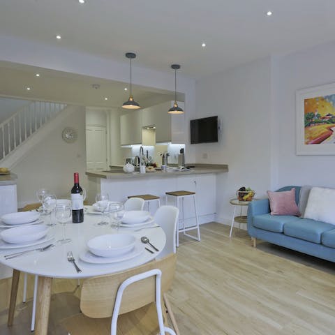 Gather together as a family for a delicious meal in the open plan kitchen/diner