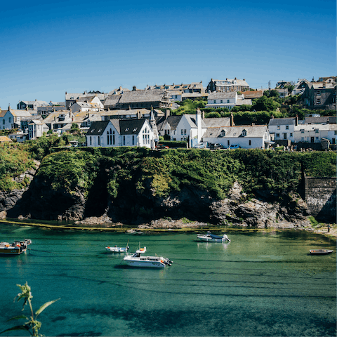 Drive over to the quaint town of Port Isaac in half an hour