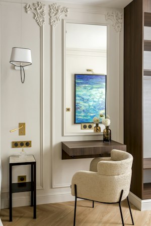 Burgundy & Brass image 14