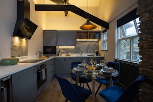 The Dancing Beck image 6
