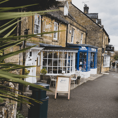 Browse the boutique shops and soak up the scenery in Stow-on-the-Wold