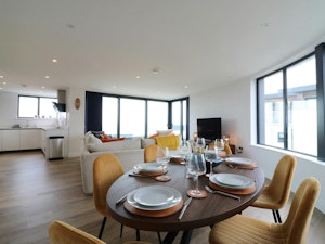 Fisherman's Retreat image 11