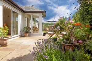 Eiderdown & Lavender image 14