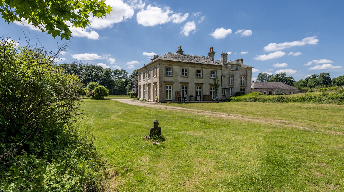 Speakeasy Manor, South West England