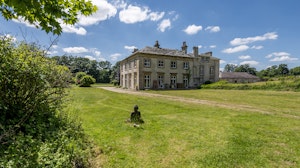Speakeasy Manor image 1