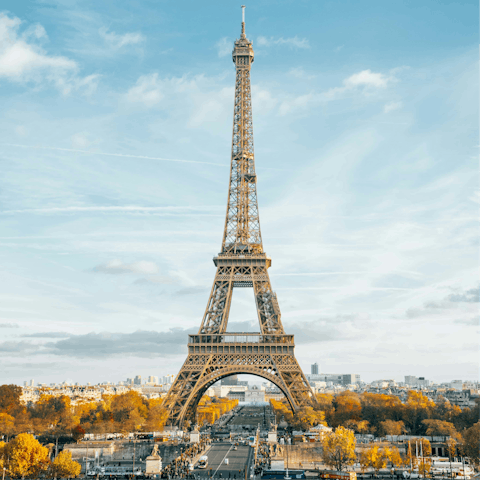 Explore the iconic sights of central Paris – an easy train ride away