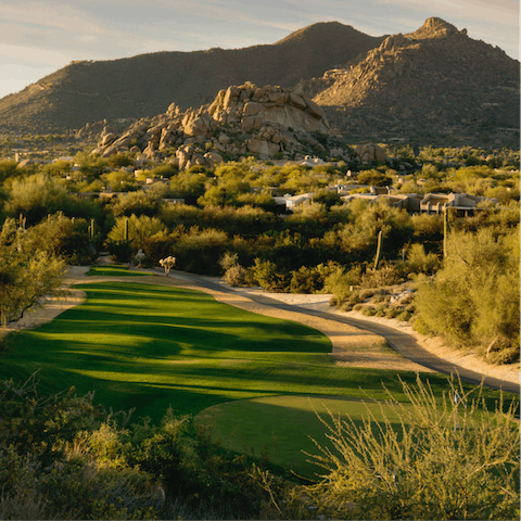 Scottsdale Silverado Golf Club is within 20 minutes from your front door