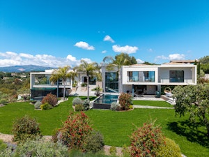 Azur Paradise image 1