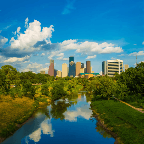 Take a stroll through Buffalo Bayou Park, a twenty-minute walk away