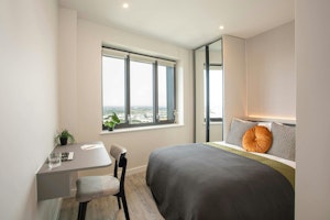 The Uptown Den image 8