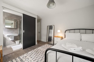 Vauxhall Comfort image 12