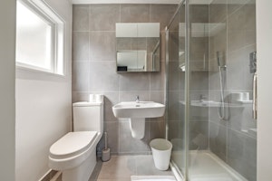 Vauxhall Comfort image 7