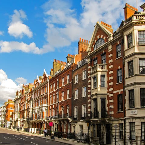 Browse all of the independent boutiques and restaurants in Marylebone