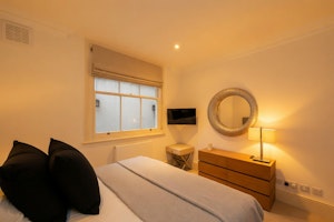 Kensington Terrace Dreams image 12