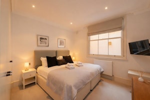 Kensington Terrace Dreams image 5