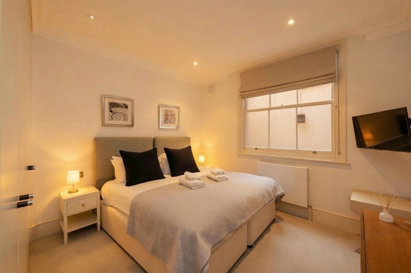 Kensington Terrace Dreams additional image