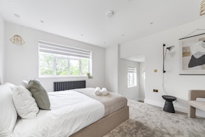 The Wembley Penthouse image 7