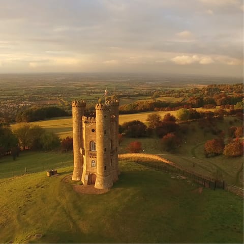 Explore the beauty of the Cotswolds, all at your fingertips