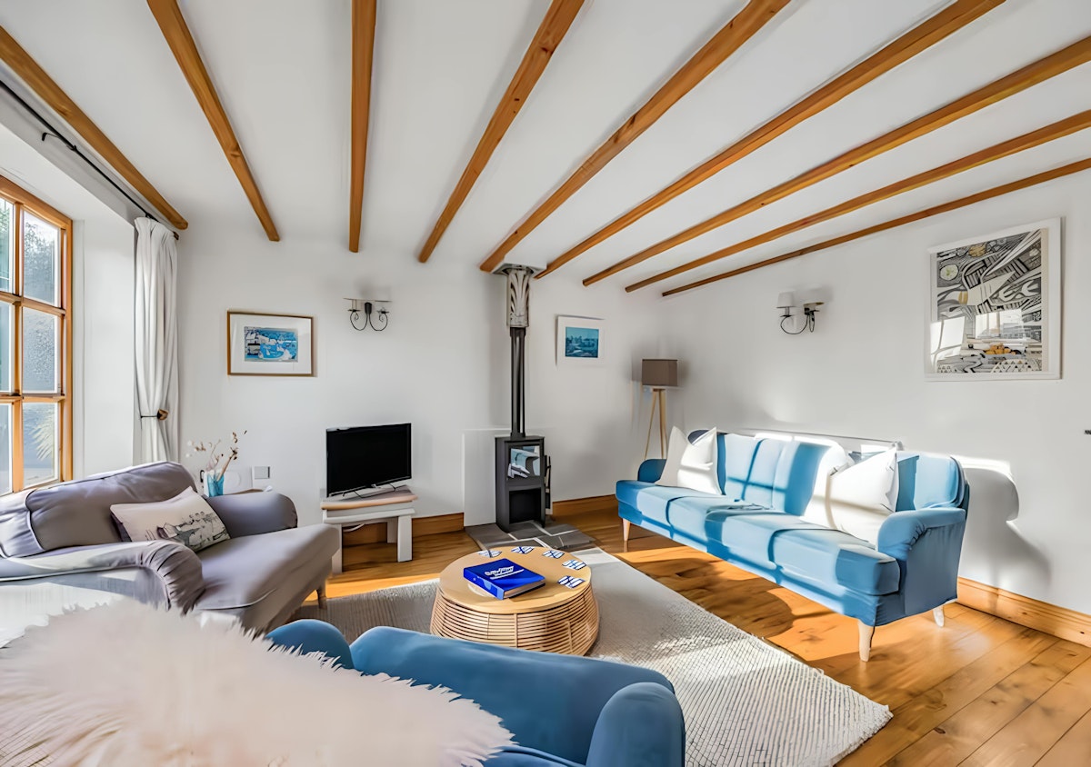 Ocean Avenue Retreat, South East
