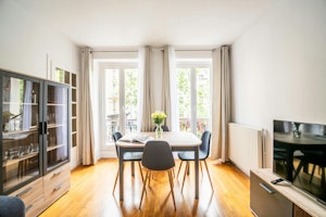 Rive Gauche image 1