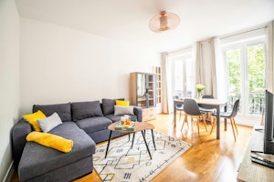 Rive Gauche image 6