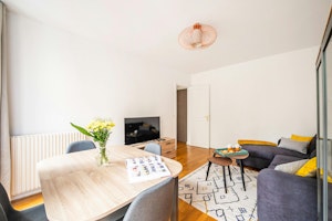 Rive Gauche image 4