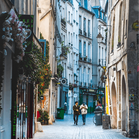 Explore all of the boutiques and art galleries of Le Marais