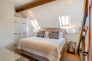 The Honeyed Barn image 8
