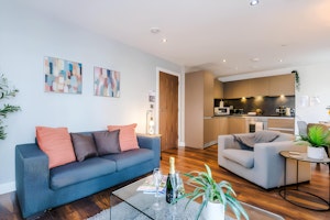 Northern Luxury image 7