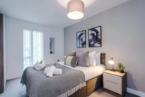 Northern Luxury image 6