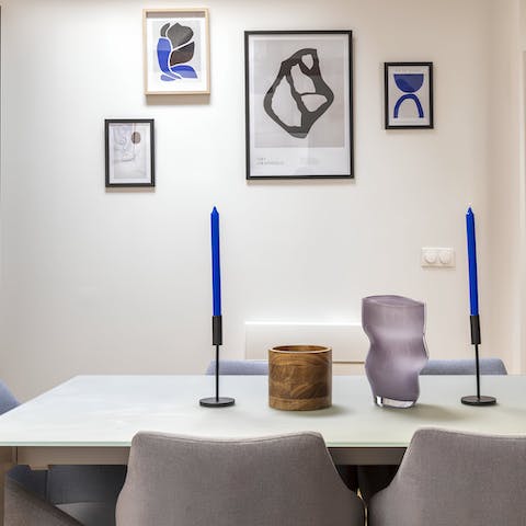 Share Parisian-inspired suppers at the dining table