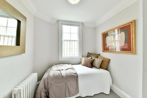 Grand Mansion image 5