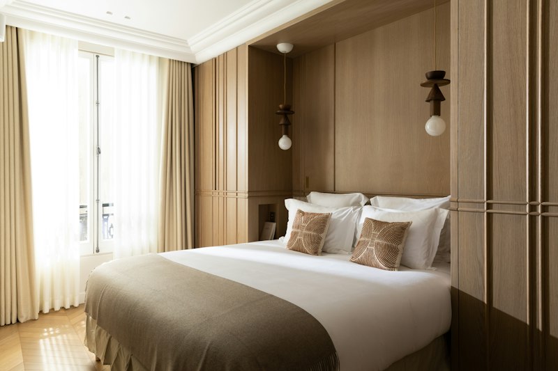 Parisian Splendor additional image