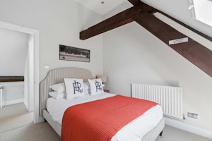 The Henley Chapter image 8