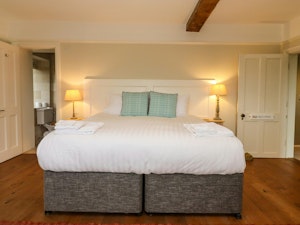 The Cotswold Farm image 14