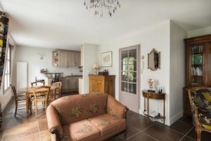 Charmant Pied-à-terre image 11