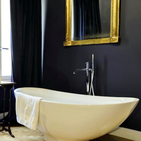 Enjoy a relaxing bubble bath after a busy day of sightseeing in Rome