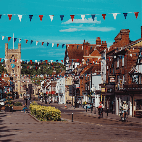 Stroll around the heart of charming Henley-on-Thames, a five-minute walk away
